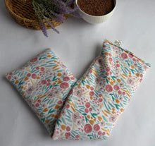 Load image into Gallery viewer, Floral Flaxseed Neck Wrap – Lavender & Lemongrass