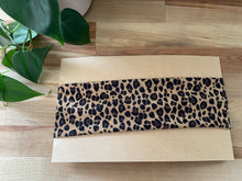 Load image into Gallery viewer, Cheetah Twist Headband
