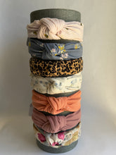 Load image into Gallery viewer, Watercolor Floral Knot Headband
