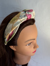 Load image into Gallery viewer, Watercolor Floral Knot Headband
